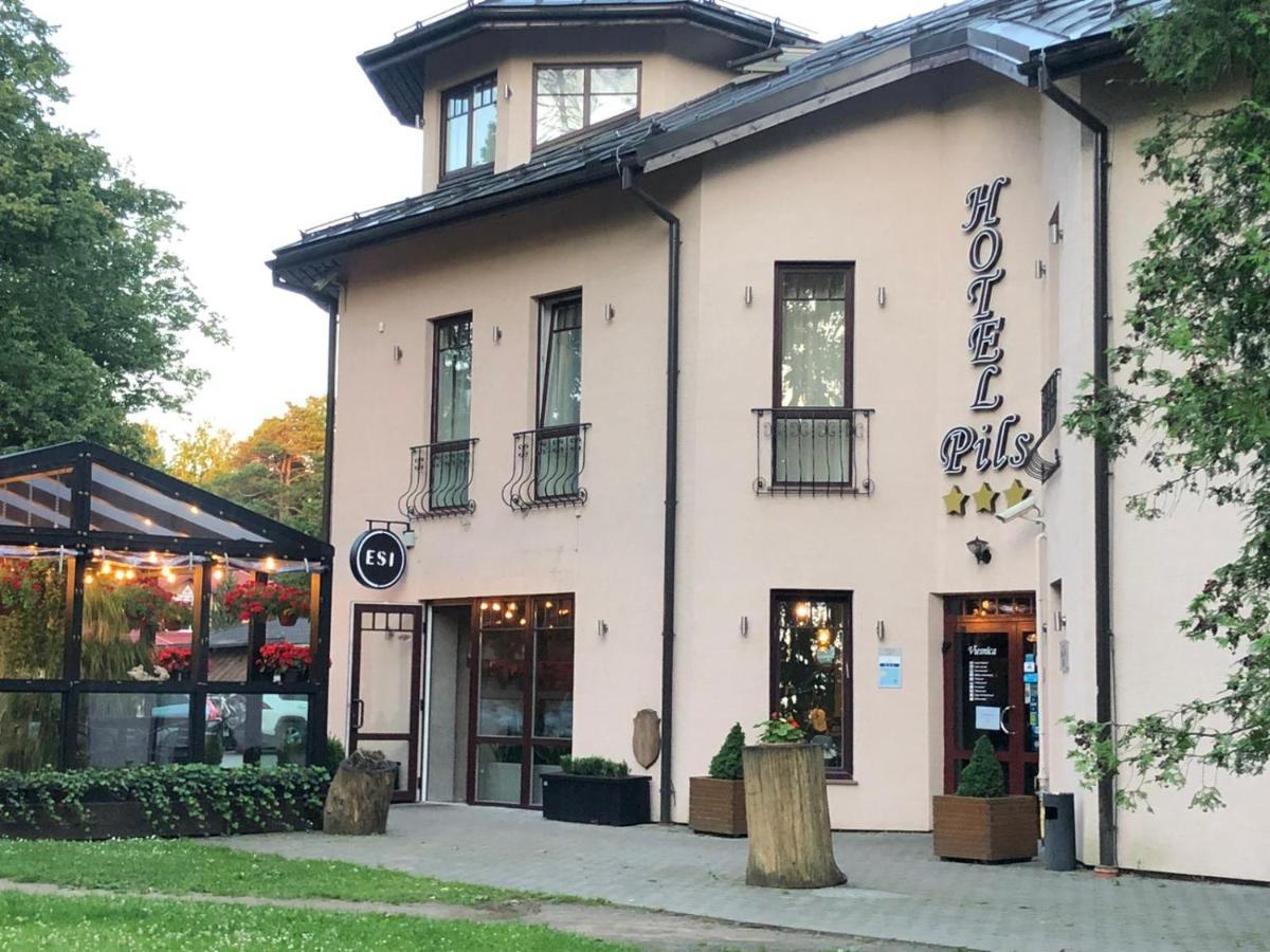 Hotel Pils With Self-Check In Sigulda Eksteriør billede