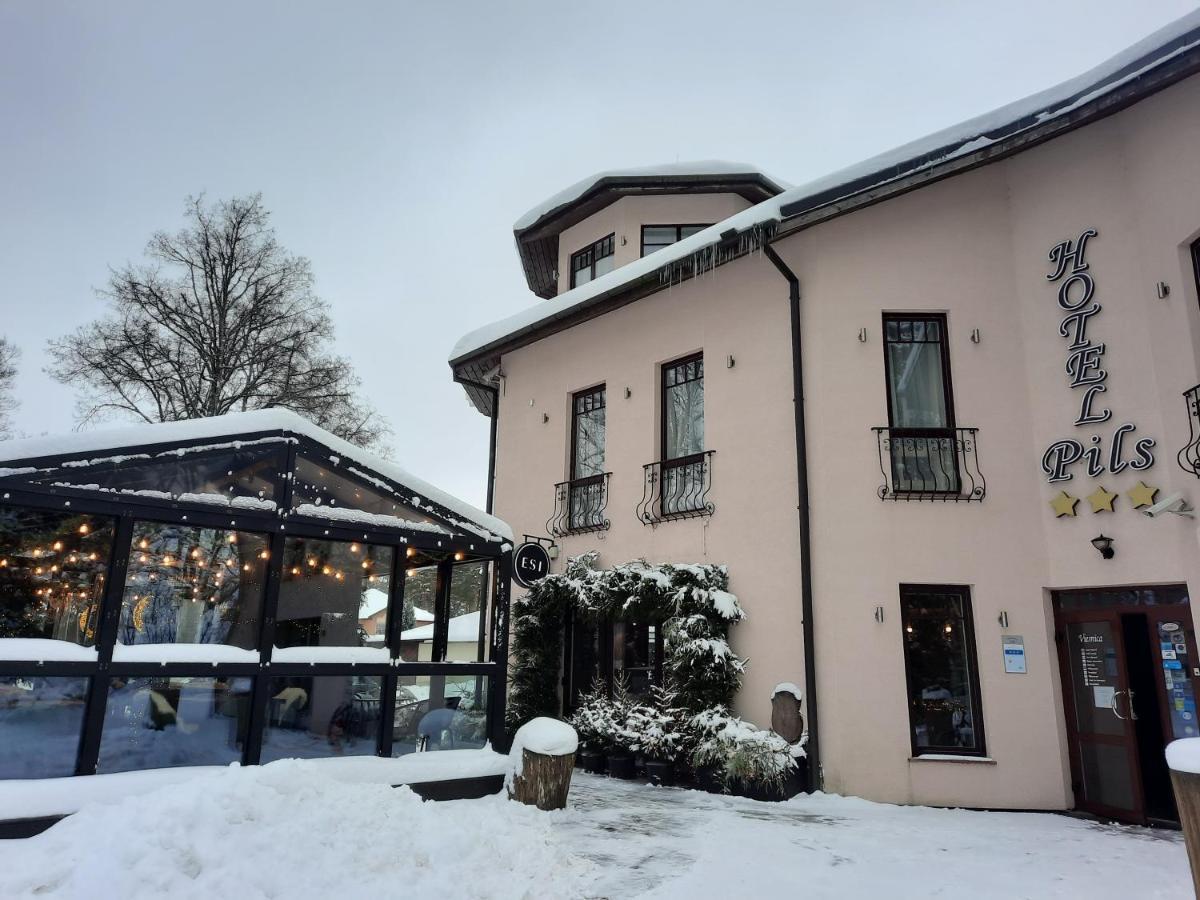Hotel Pils With Self-Check In Sigulda Eksteriør billede