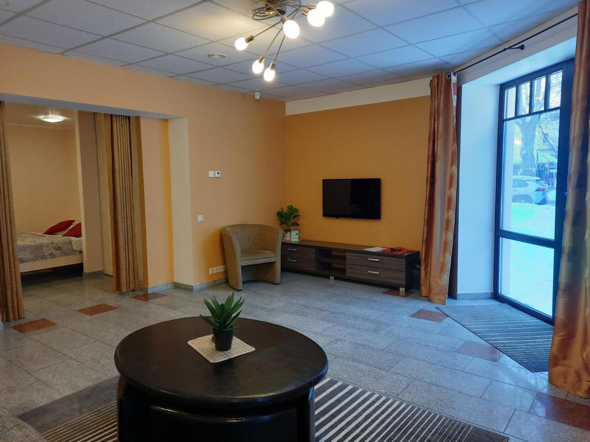 Hotel Pils With Self-Check In Sigulda Eksteriør billede